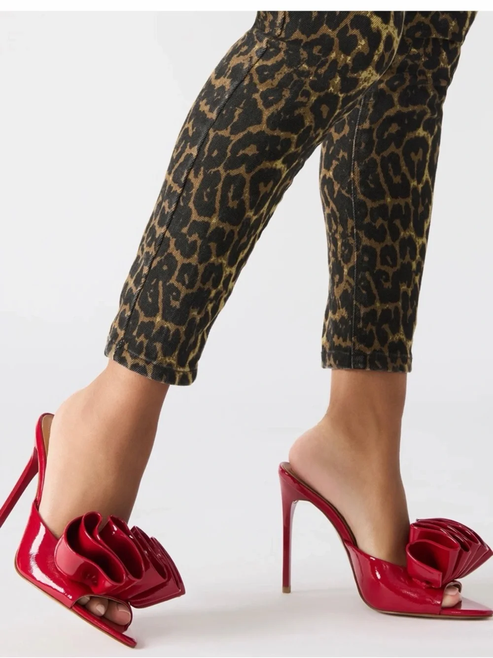 Steve Madden AFFINITY heels Red patent, size 6 originally $130 NEW